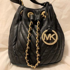 Michael Kors Frankie mini leather bucket bag
